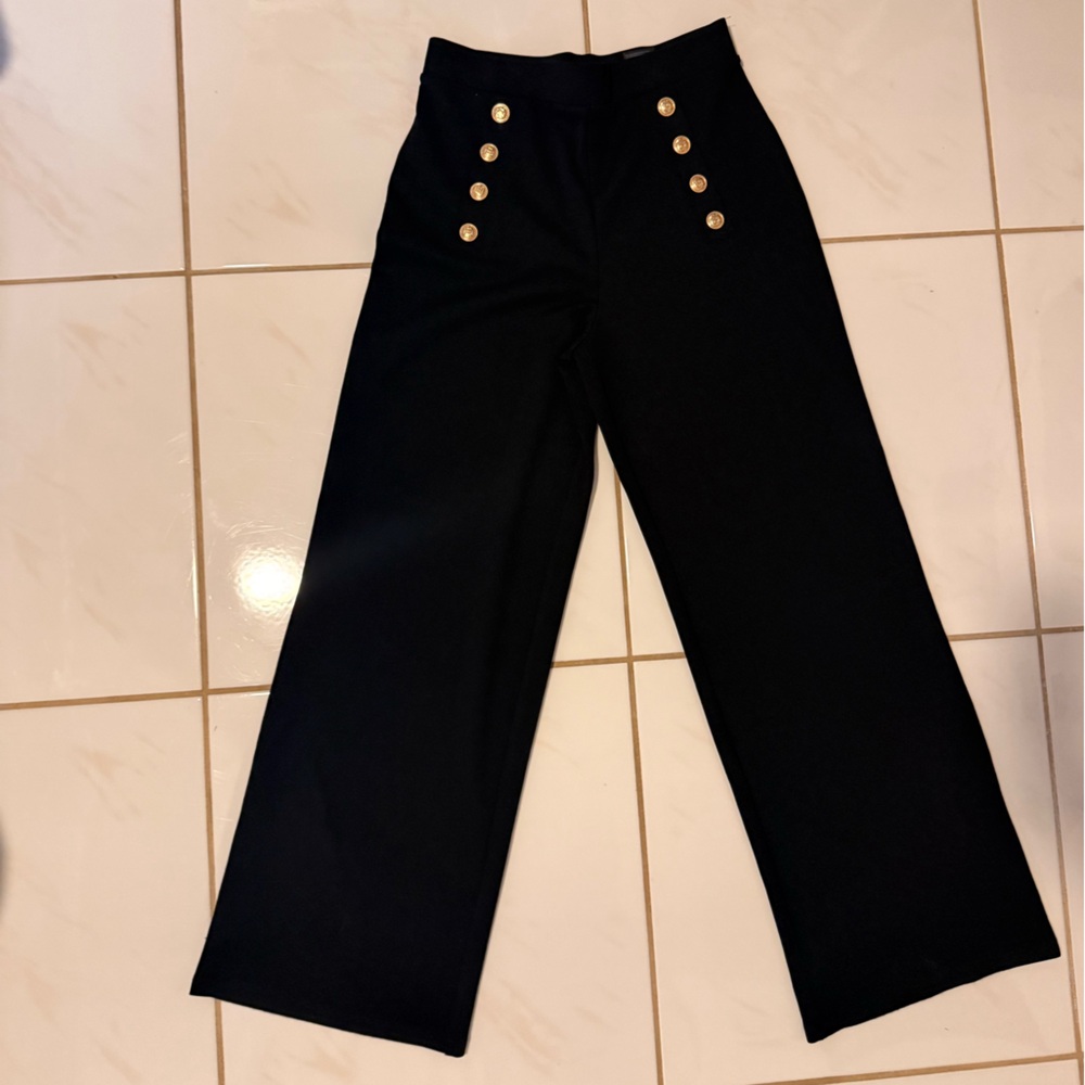 H&M Black Garment